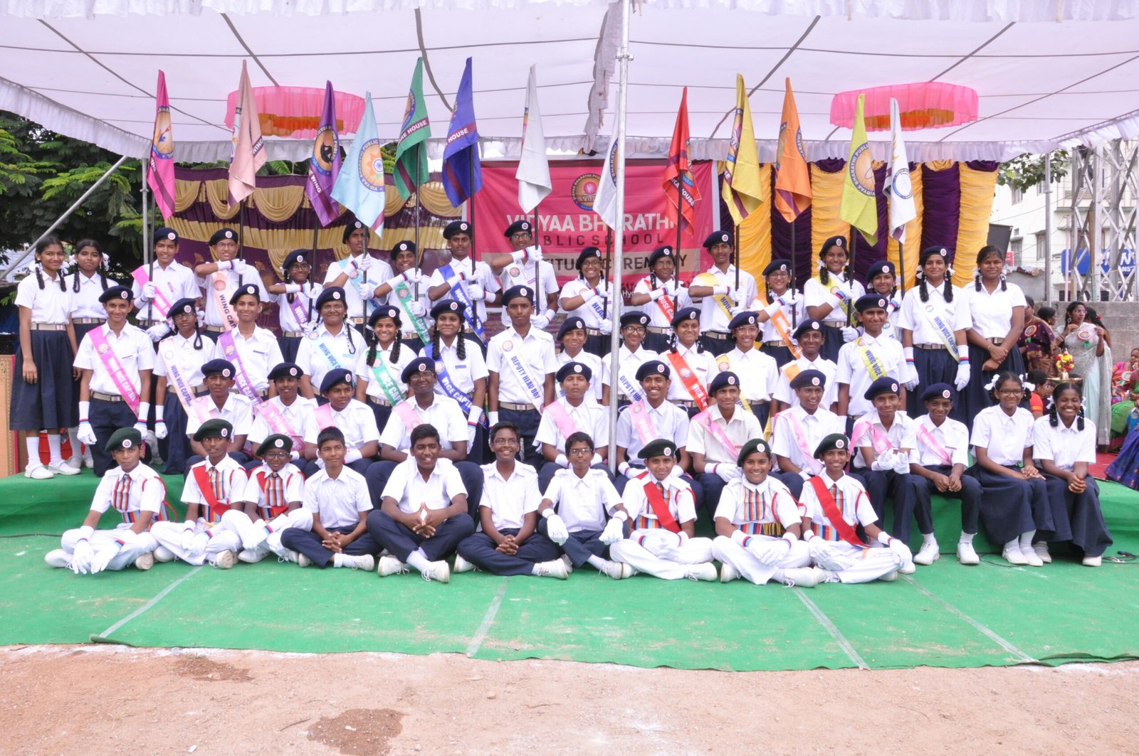 Vidyaa Bharathi High School Students